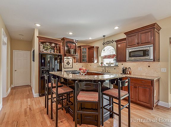 2nd image of 2745 Asbury Dr