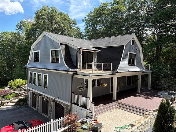 5th image of 190 Bedford Rd