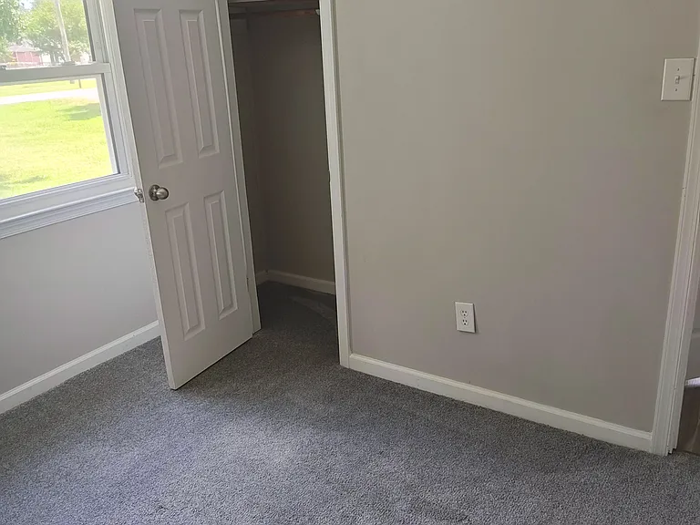 1124 Horseshoe Rd — Photo 15