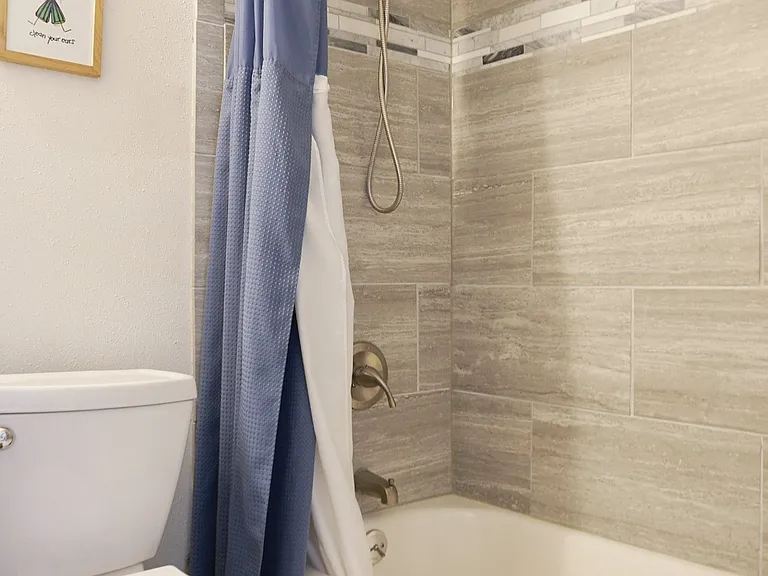 16007 Mammoth Cir — Photo 10