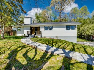 229 Woodbine Rd, Bristol, TN 37620