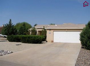 5581 Boxwood Ln, Las Cruces, NM 88012