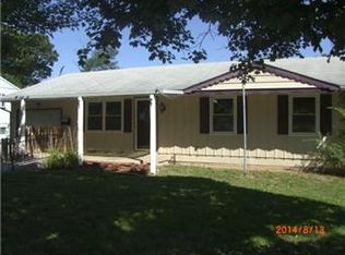18802 E Ponca Dr, Independence, MO 64056