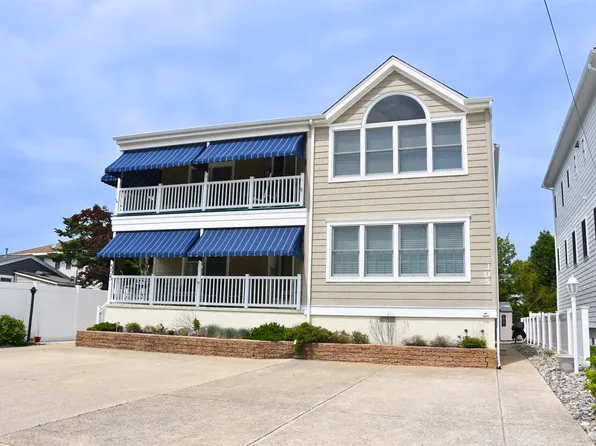 305 Battersea Rd #2, Ocean City, NJ 08226