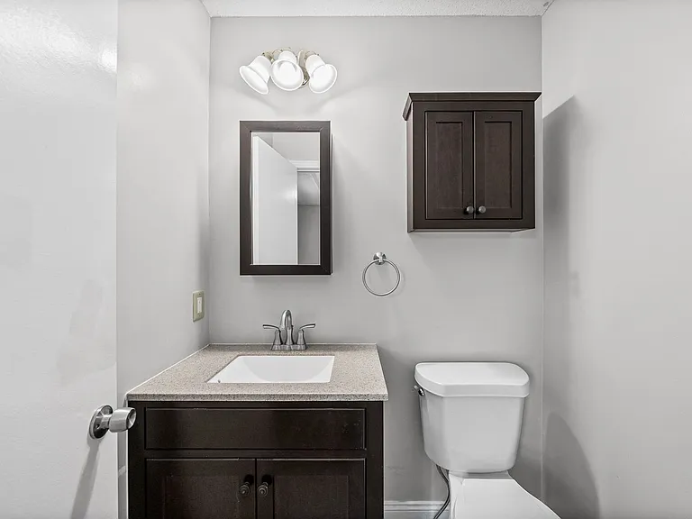 541 Donna Dr — Photo 20