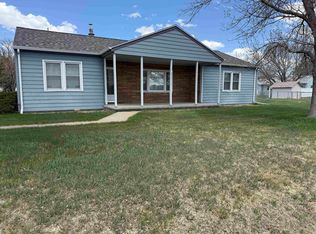 2801 Reigan Rd, North Platte, NE 69101