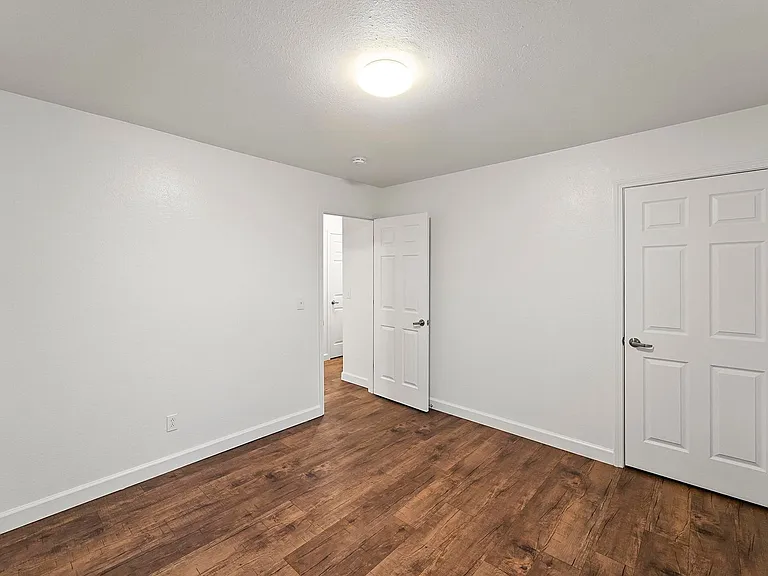Metro Apartments At Bethalto — Photo 97