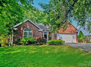 6911 Culloden More Ct, Charlotte, NC 28217