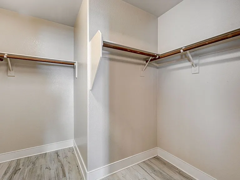 11092 Verismo St — Photo 22