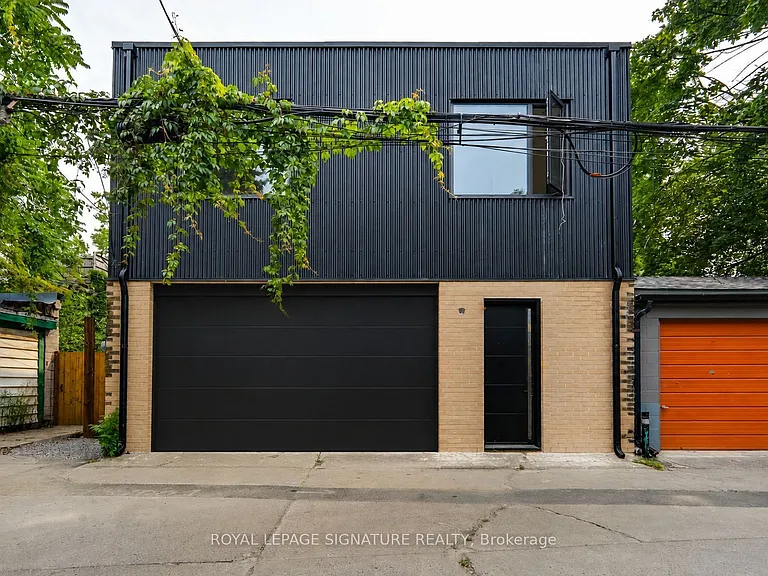 390 Palmerston Blvd #LANEWAY — Photo 6