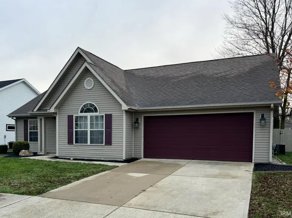 506 Willow Dr, Centerville, IN 47330