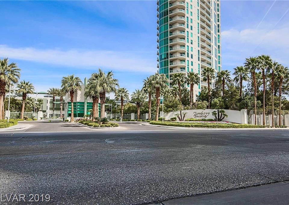 1st image of 322 Karen Ave Unit 302