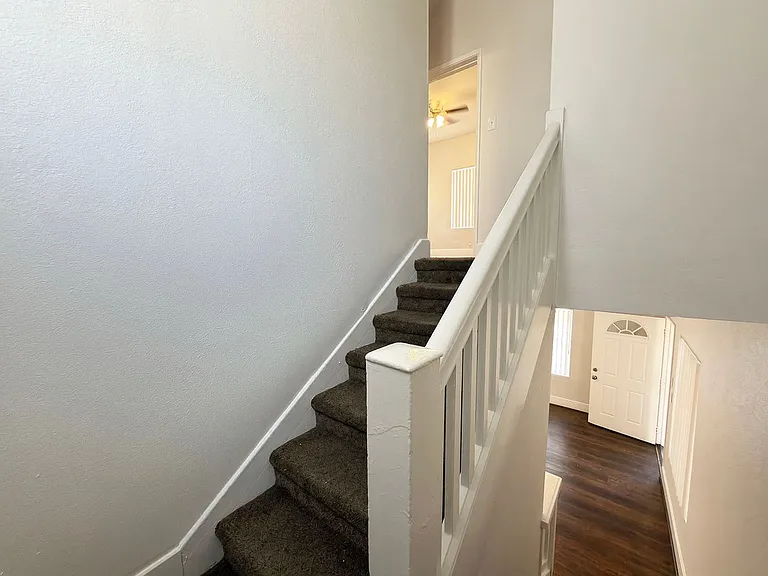 936 Olive Ave — Photo 10