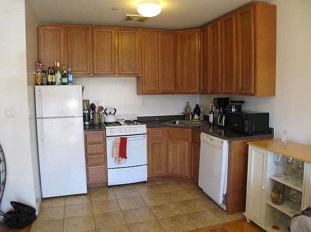 1st image of 2804 31st St APT 4B