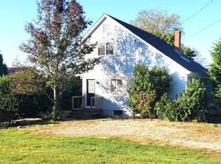 157 Briarwood Ave, Middletown, RI 02842