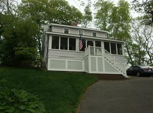 8 Sampson Ave, Swampscott, MA 01907