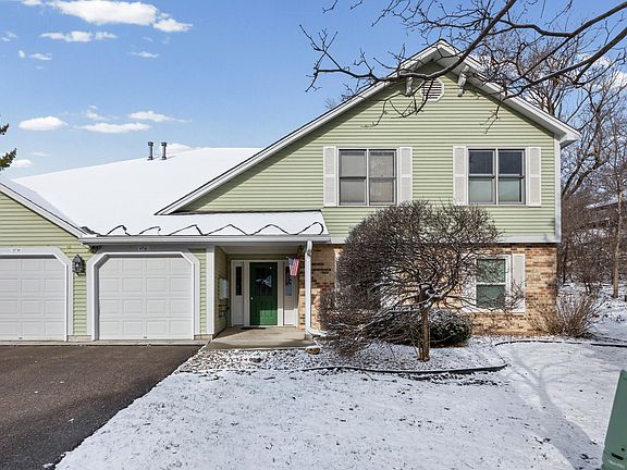 3rd image of 10746 Toledo Ct