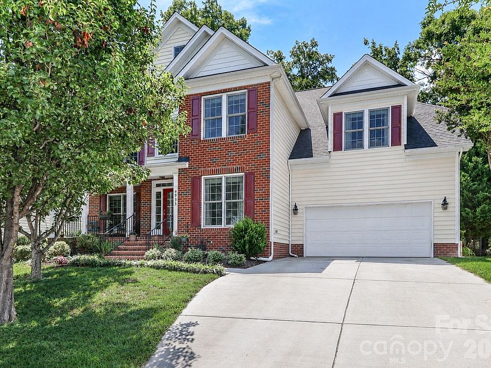 1st image of 9933 Nicole Ln #1042