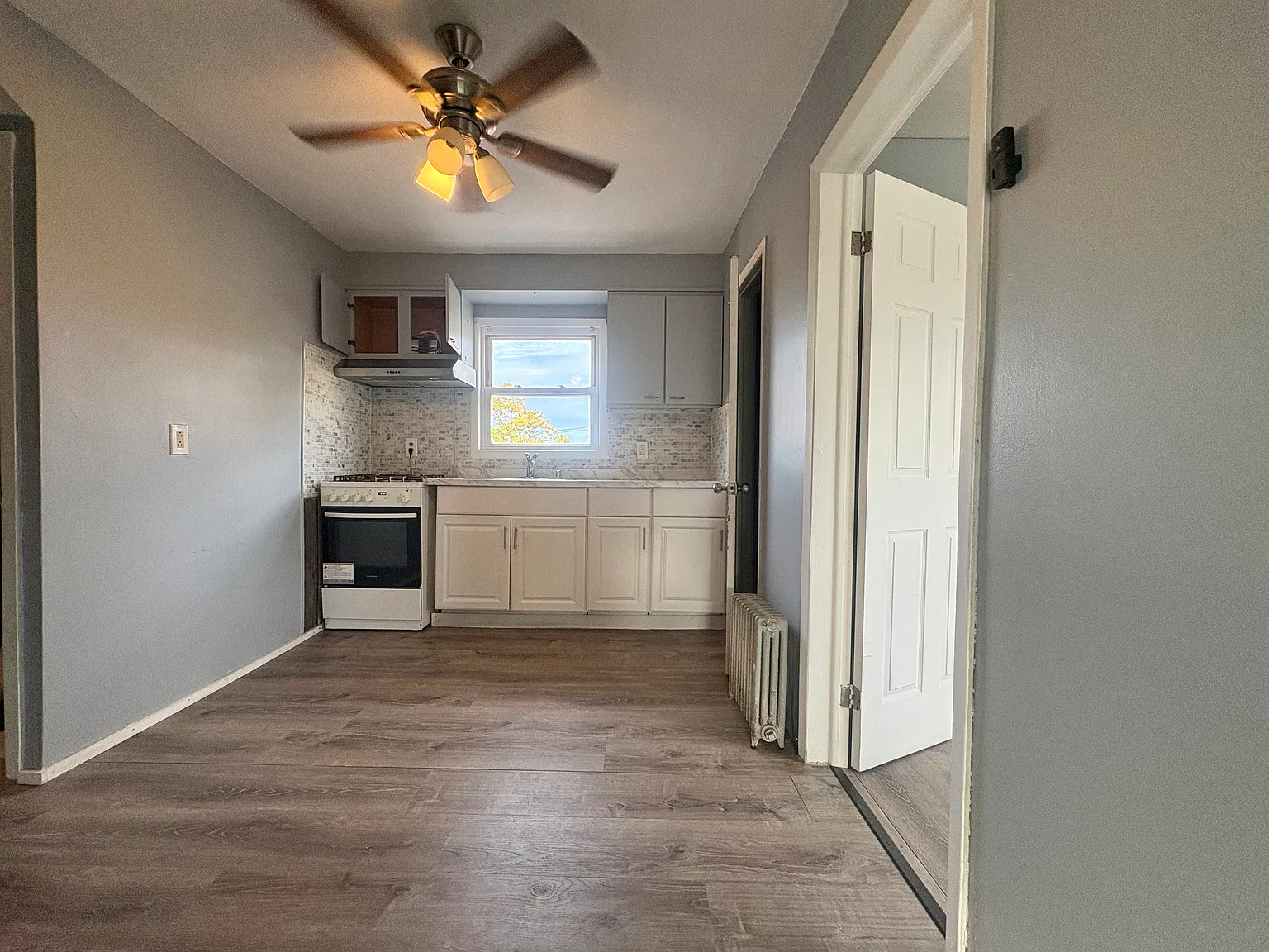 2 bed, $2,800 — Photo 3