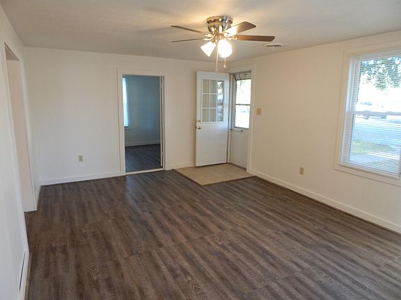3rd image of 212 Wright Ave