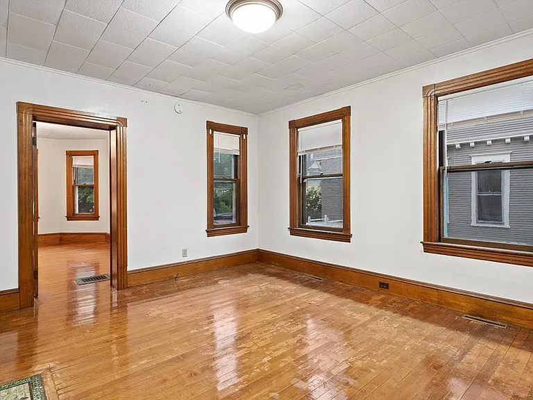 42 Butler Pl #3 — Photo 2