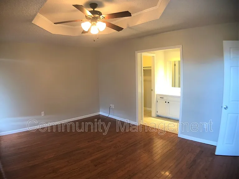 7910 Bayou Fountain Ave — Photo 10