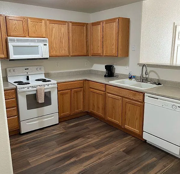 5420 Allison St #102 — Photo 14