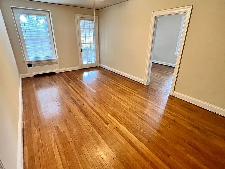 3412 Park Ave — Photo 2