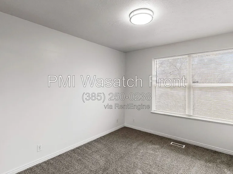 3211 S 945 E — Photo 8