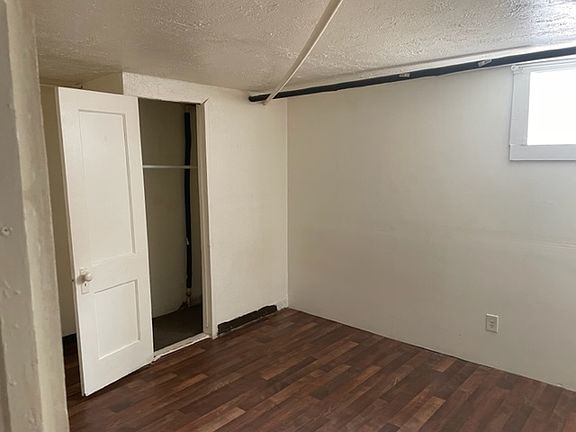 4th image of 1529 11th St #B
