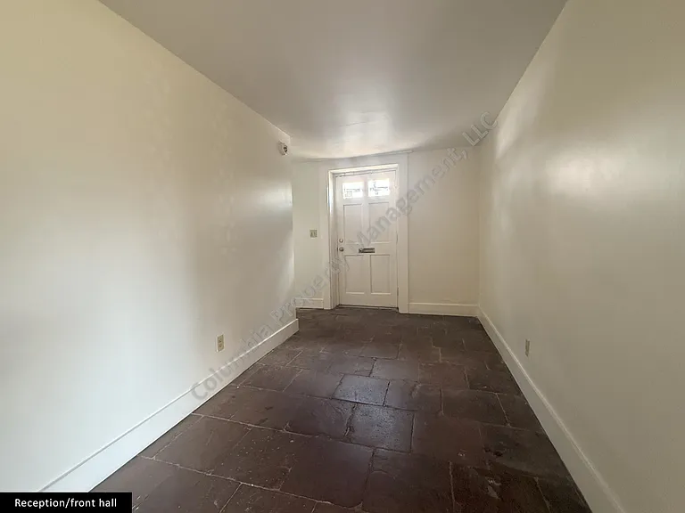 1620 Bull St — Photo 9