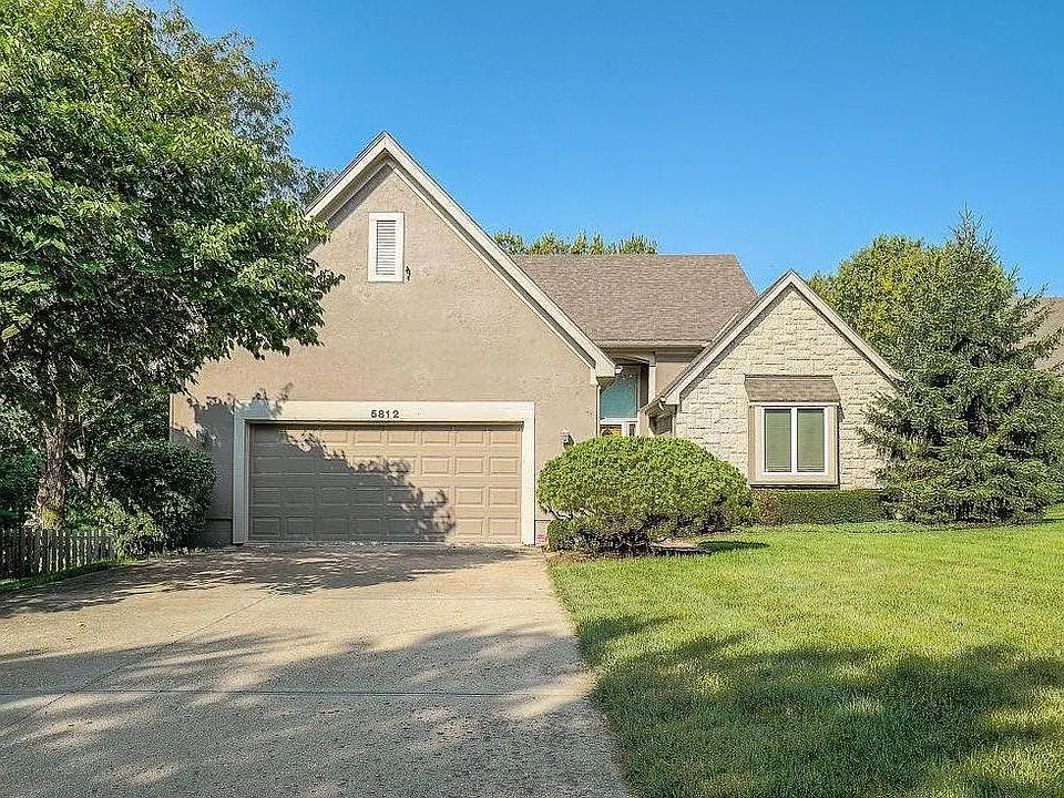 5812 Robinson Ln