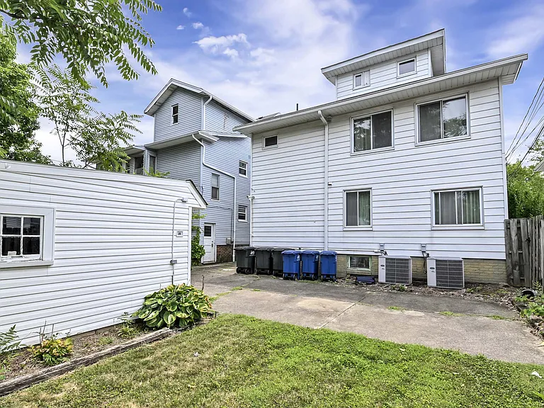 17316 Archdale Ave #3 — Photo 21
