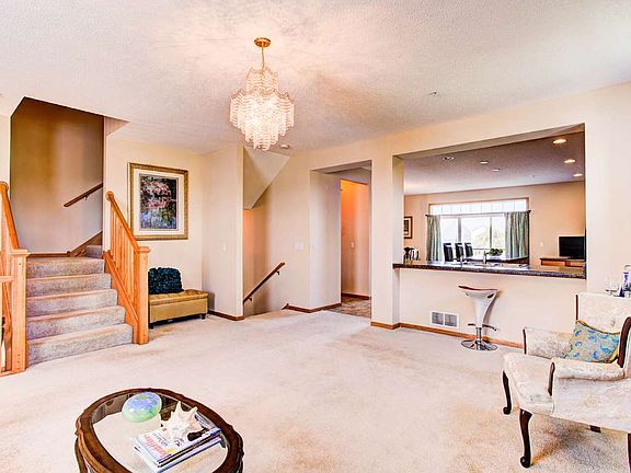5th image of 9535 Scott Cir N