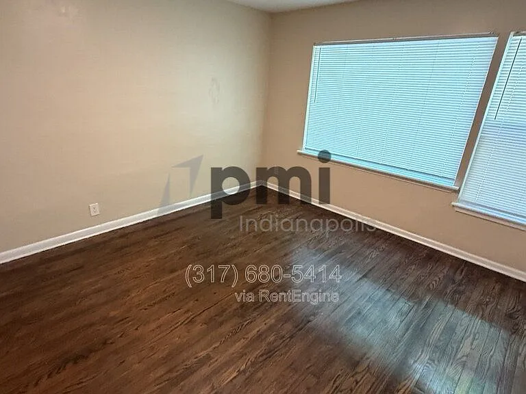 14992 Allisonville Rd — Photo 13