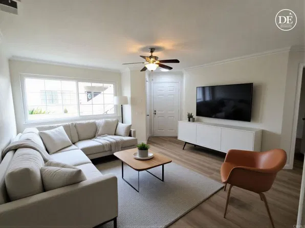 3525 Paseo De Elenita Unit 171, Oceanside, CA 92056