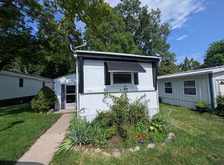 2740 Packard Rd #B14, Ann Arbor, MI 48108