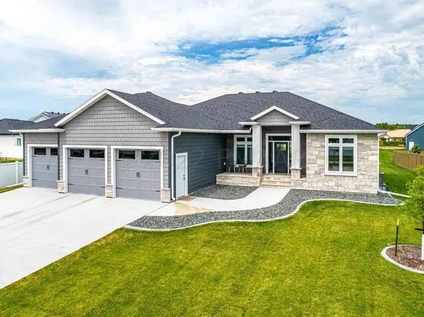 116 26th Ave E, West Fargo, ND 58078