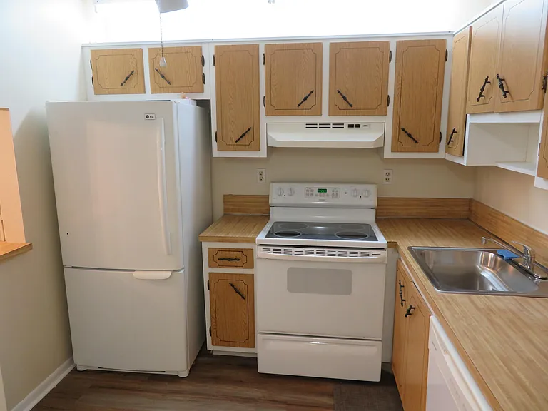 9233 SW 8th St #117 — Photo 25