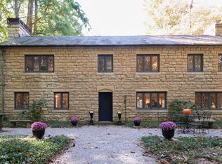 121 Peace Ln, Pewee Valley, KY 40056