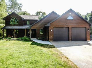 3994 Saint Francis Park Dr, Green Bay, WI 54313