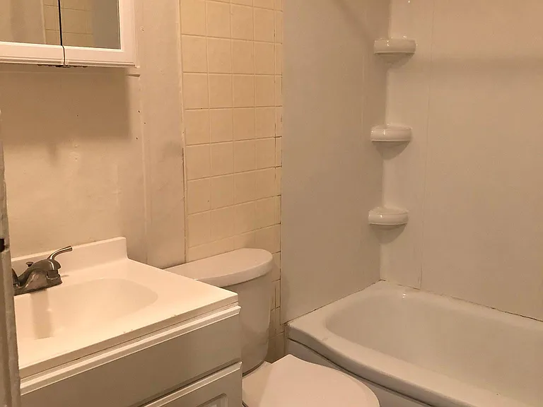 349 E Front St #1 — Photo 10