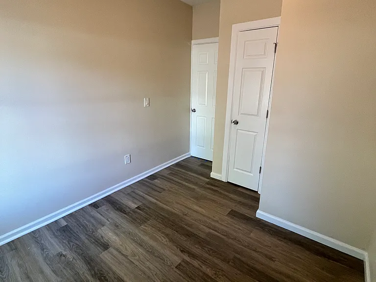 412 S Main St #1 — Photo 3