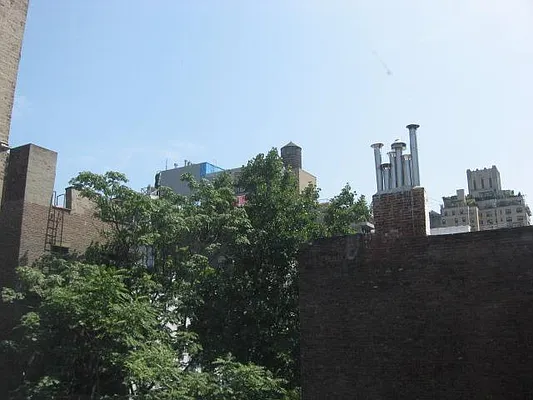 Rented by Ariela Heilman Real Estate | media 8