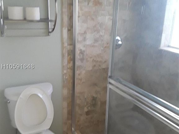 5th image of 4910 Palm Garden Ln