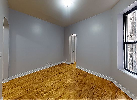 3rd image of 23-25 E 124th St #1C