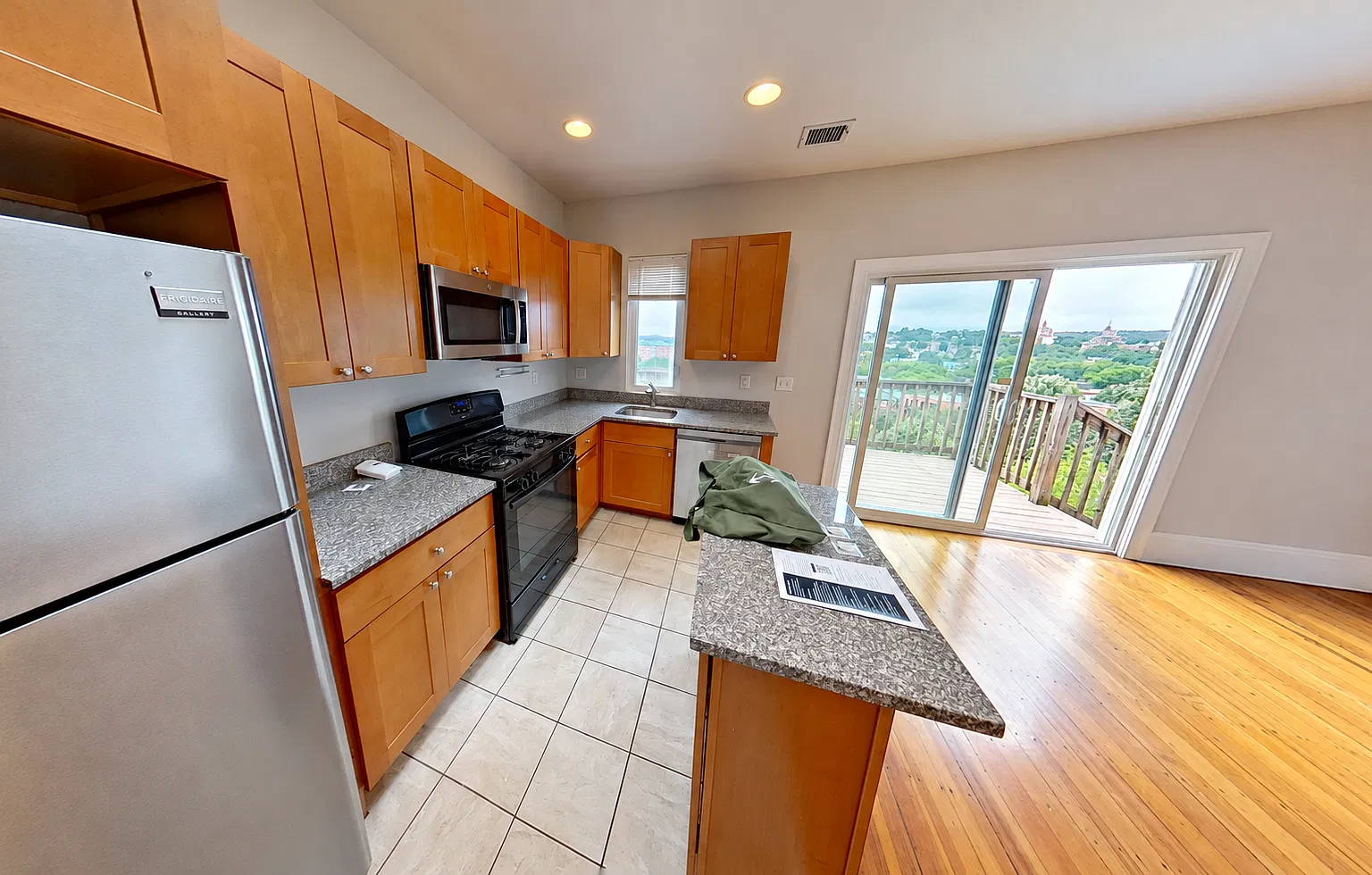 28 Fisher Avenue — Photo 4