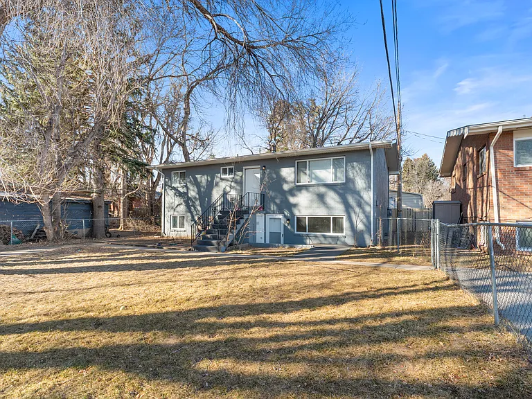 1112 Gard Pl #2 — Photo 2