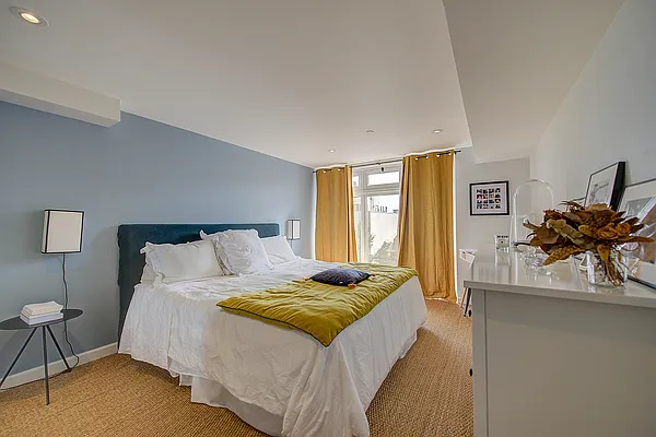 Sold by Keller Williams Realty Landmark II | media 21