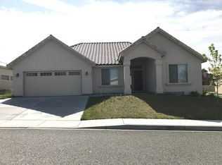 9028 W Skagit Ave, Kennewick, WA 99336